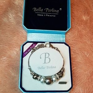 Bella Perlina charm bracelet